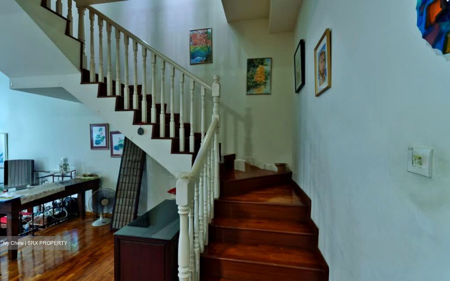 Bedok Ria (D16), Terrace #581602571